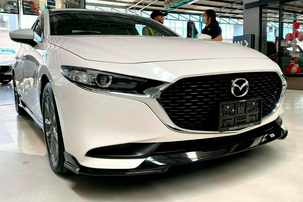 Sedan - Full Package | Mazda3 (2019-2020)